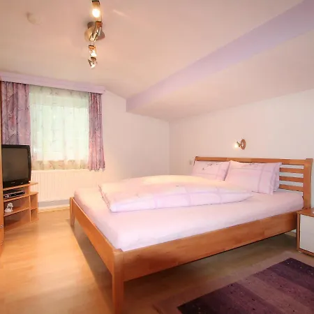 Dias Apartment Perpat