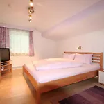 Dias By Interhome Appartamento Perpat
