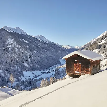 Dias Apartment Perpat