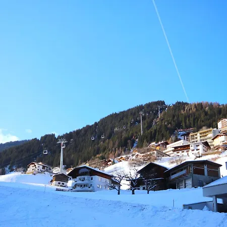 Dias By Interhome Perpat